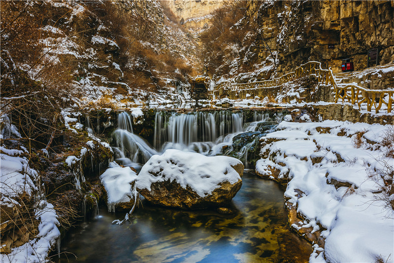 八泉峡雪景 (2).jpg