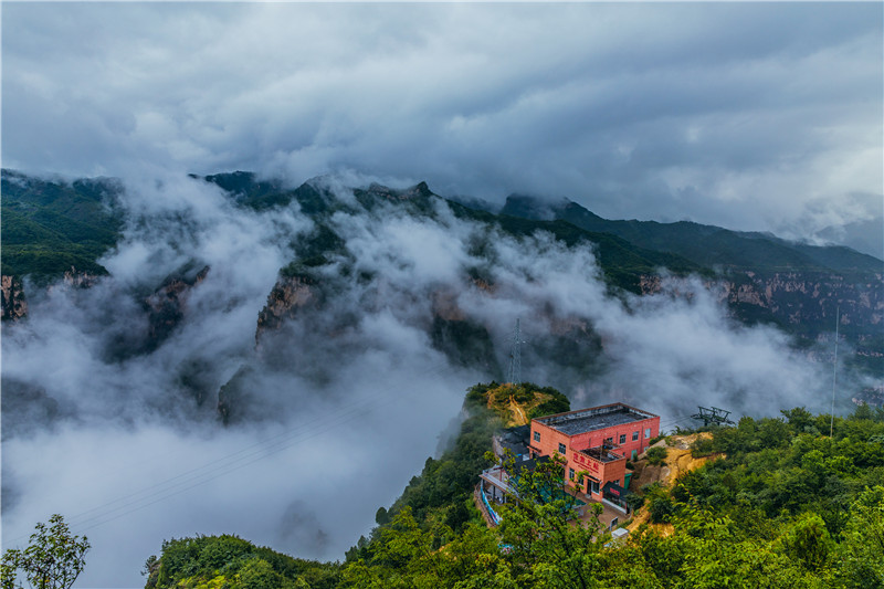 雾锁八泉峡 (6).jpg